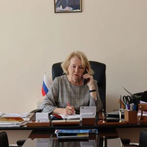 Депутат Людмила Елфинова провела приём граждан в Кочубеевском округе