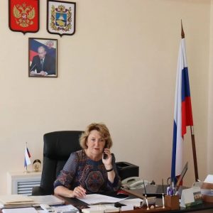 Людмила Елфинова в рамках региональной недели провела прием граждан: от трудовых прав до модернизации водоснабжения